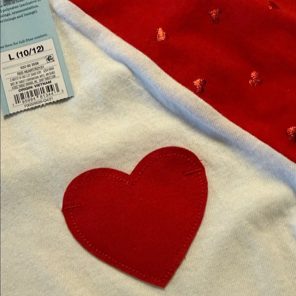 Cat & jack girls heart T-shirt size large (10-12) NWT